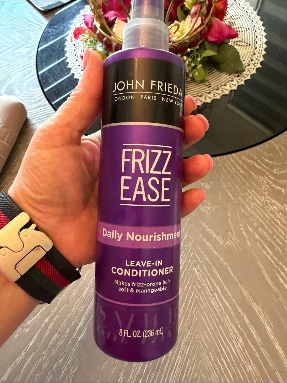 John Frieda Frizz Ease Daily Nourishment Leave-In Conditioner - Purple